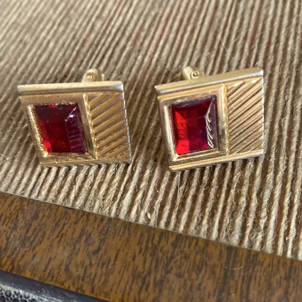 Vintage Speidel marked square gold tone & red bullet toggle cuff links